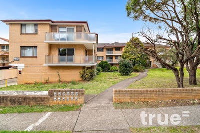 /international/au/8-28-32-claremont-street-campsie-nsw-152566796/