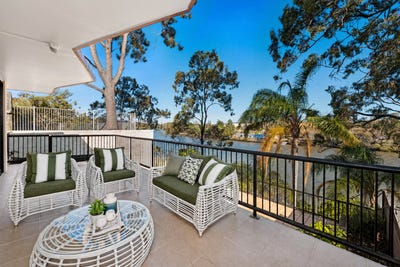 /international/au/32-25-dudley-street-highgate-hill-qld-152611444/