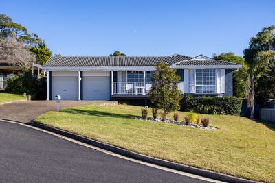 /international/au/1-burtonia-court-tura-beach-nsw-148230400/