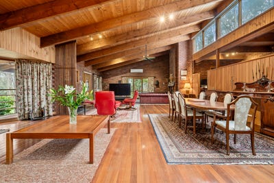 /international/au/137-slatey-creek-road-woodend-vic-151647796/