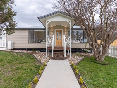 /international/au/32-wallangarra-road-stanthorpe-qld-150856344/