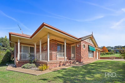 /international/au/1-1-melville-place-tatton-nsw-151353520/