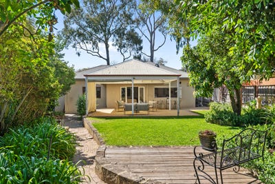 /international/au/35-shann-street-floreat-wa-152389628/
