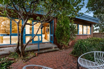 /international/au/1-51-castlemaine-street-yarraville-vic-148699692/