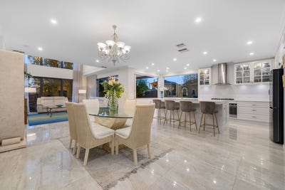 /international/au/8-castle-close-glen-waverley-vic-148713268/?lang=it
