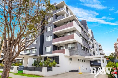 /international/au/1-29-lethbridge-street-penrith-nsw-150811352/