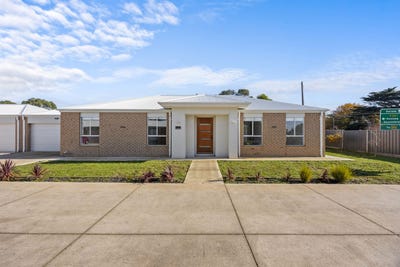 /international/au/1-445-old-melbourne-road-ballan-vic-151492972/