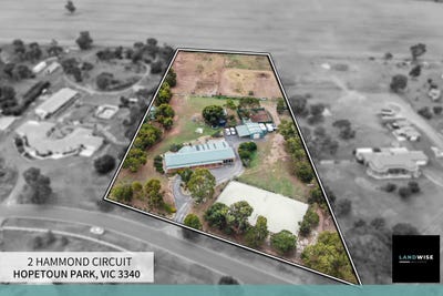 /international/au/2-hammond-circuit-hopetoun-park-vic-150937536/
