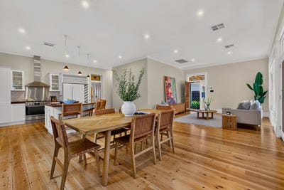 /international/au/79-monmouth-road-hawthorn-sa-152474576/