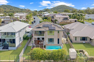 /international/au/35-long-island-drive-windaroo-qld-151047432/