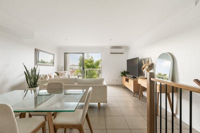 /international/au/42-10-radiant-street-taigum-qld-151680208/