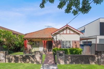 /international/au/16-denison-street-concord-nsw-151086516/