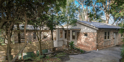 /international/au/1-warwick-farm-road-olinda-vic-152535636/