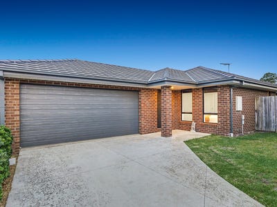 /international/au/27-charles-street-koo-wee-rup-vic-152697524/