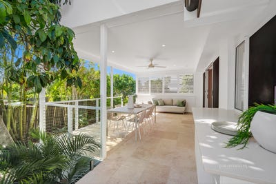 /international/au/106-persimmon-drive-peregian-beach-qld-150957092/