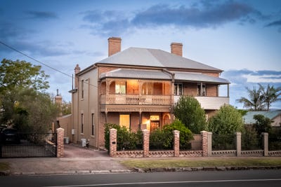 /international/au/60-high-street-east-maitland-nsw-151031352/