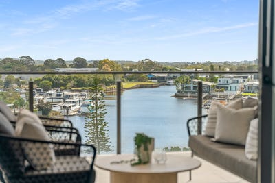 /international/au/2202-18-spitfire-banks-drive-pelican-waters-qld-151239760/