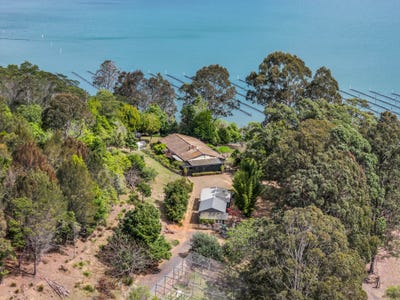 /international/au/241-wapengo-lake-road-wapengo-nsw-152689752/