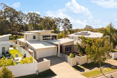 /international/au/108-compass-drive-biggera-waters-qld-148528008/