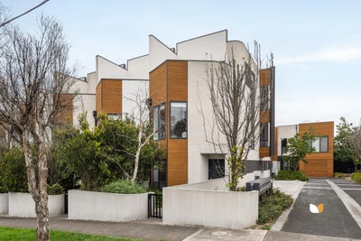 /international/au/21-8-prospect-street-pascoe-vale-vic-152571232/