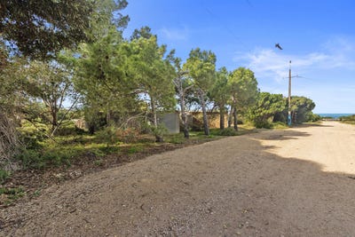/international/au/1-endeavour-drive-port-julia-sa-151098016/