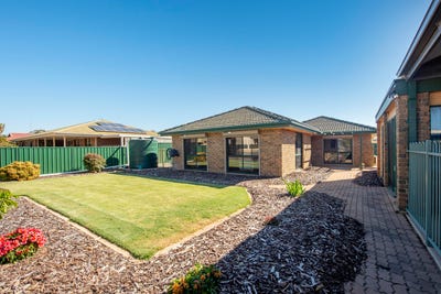 /international/au/4-radford-drive-port-pirie-sa-152444456/