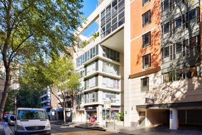 /international/au/unit-87-515-kent-street-sydney-nsw-505126356/