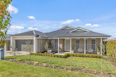/international/au/64-hamilton-street-eglinton-nsw-151194048/