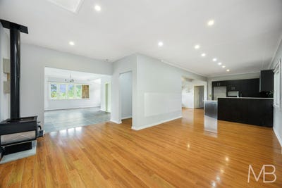 /international/au/11-richmond-avenue-st-ives-nsw-150718516/