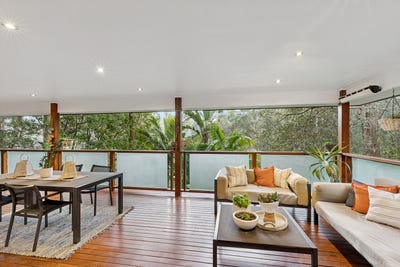 /international/au/53-easter-parade-north-avoca-nsw-148081664/