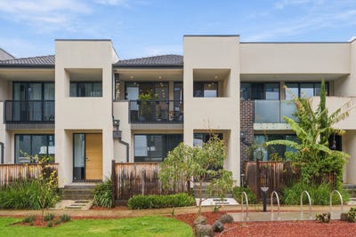 /international/au/7-82-tyler-street-reservoir-vic-152541232/