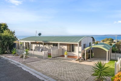 /international/au/6-18-thomas-street-bridport-tas-151553036/
