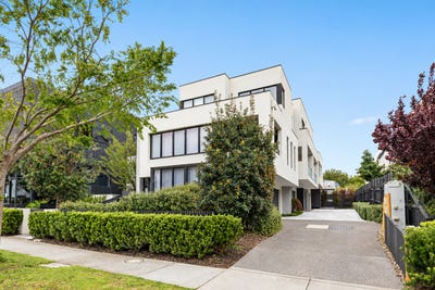 /international/au/3-1102-nepean-highway-highett-vic-152637800/