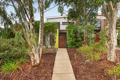 /international/au/7a-wirth-street-flora-hill-vic-151521620/