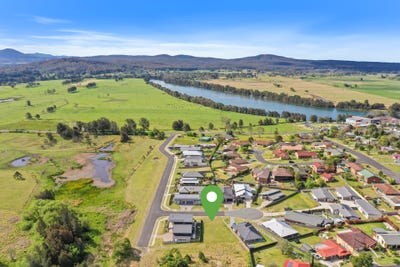 /international/au/4-shorthorn-close-moruya-nsw-204352824/
