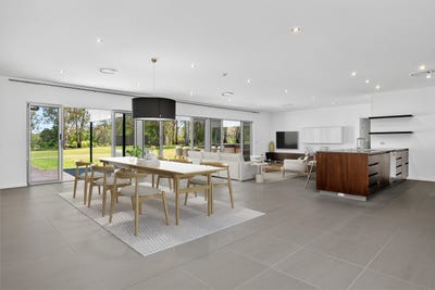 /international/au/266-charleton-street-chandler-qld-149927484/