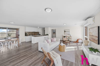 /international/au/55-oakwood-crescent-waurn-ponds-vic-152484780/