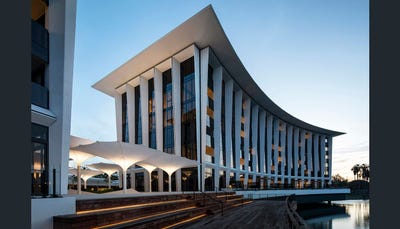 /international/au/1-the-concourse-benowa-qld-152479400/