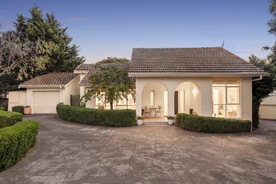 /international/au/1-2-clifton-street-balwyn-north-vic-150526300/