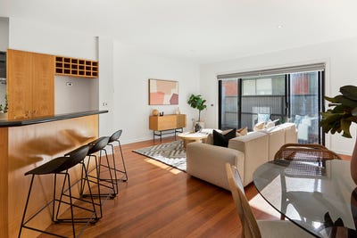/international/au/3-77-edinburgh-street-richmond-vic-148494780/