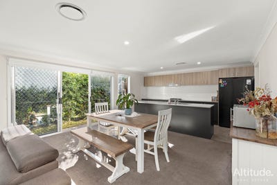 /international/au/104-georgia-drive-hamlyn-terrace-nsw-151318312/
