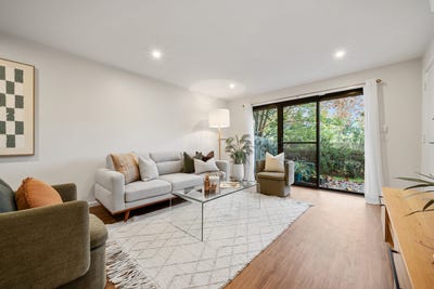 /international/au/42-193-mouat-street-lyneham-act-151396436/