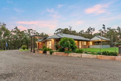 /international/au/523-cliftonville-road-south-maroota-nsw-151340712/