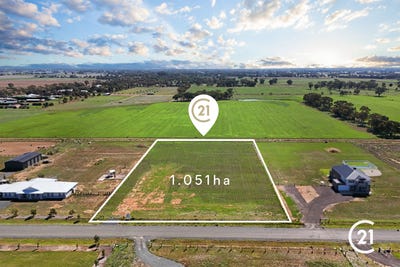 /international/au/35-curlew-drive-echuca-vic-204484972/