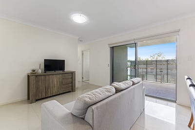 /international/au/5-22-western-avenue-chermside-qld-151230572/