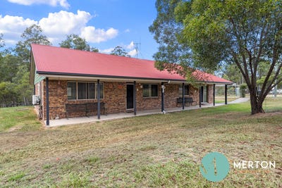 /international/au/74-lynne-drive-curra-qld-150940924/