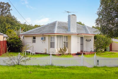 /international/au/2-norris-street-cloverdale-wa-148481308/