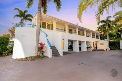/international/au/23-bream-street-tin-can-bay-qld-151311860/