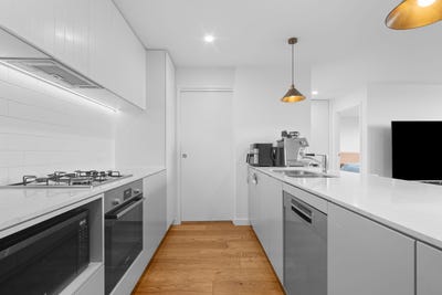 /international/au/4904-61-investigator-drive-robina-qld-151134536/