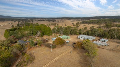 /international/au/-fern-hill-526-toms-gully-road-black-mountain-nsw-700407320/